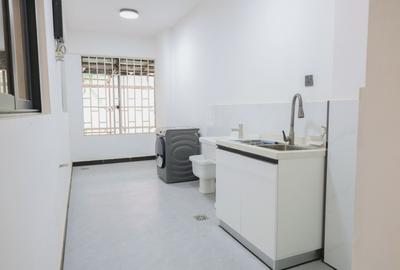 4 Bed Apartment with Swimming Pool at Othaya Road - 3