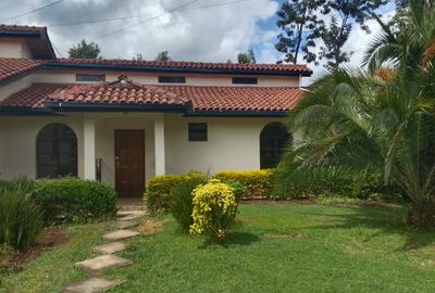 2 Bed House with En Suite at Karen