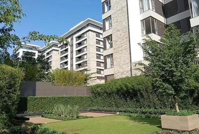Serviced 2 Bed Apartment with En Suite at Red Hill - 2