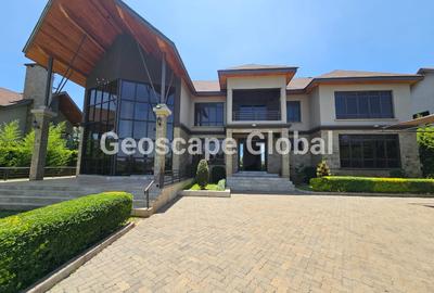 5 Bed House with En Suite in Runda