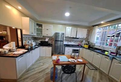 4 Bed House with En Suite in Kitengela - 4