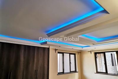 5 Bed Townhouse with En Suite in Lavington - 2