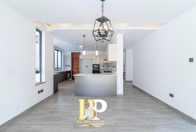 5 Bed Apartment with En Suite in Lavington