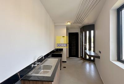 5 Bed Apartment in Westlands Area - 3