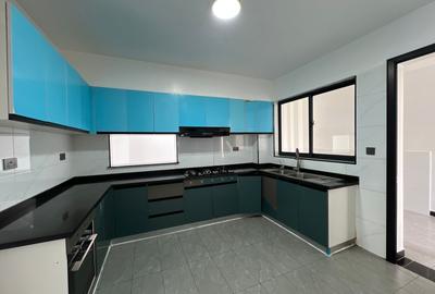 4 Bed Apartment with En Suite at Oloitoktok Road - 4