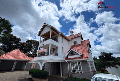 5 Bed Townhouse with En Suite at Mimosa - 3