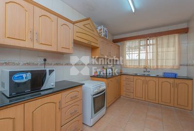 3 Bed Apartment with Parking at Masanduku Lane