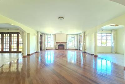 4 Bed House with En Suite at Runda - 4