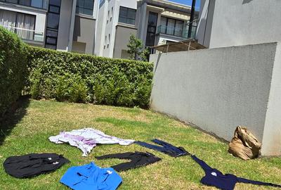 5 Bed Townhouse with En Suite at Lavington Green - 3