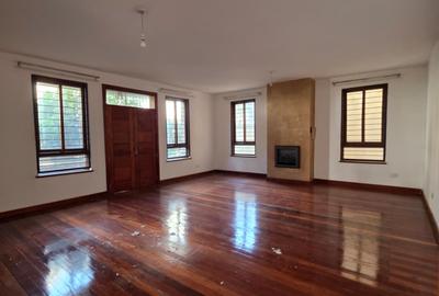 5 Bed Apartment with En Suite in Kileleshwa - 2