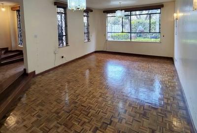 4 Bed Townhouse with En Suite at Mbaazi Avenue - 4