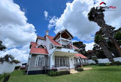 5 Bed Townhouse with En Suite at Mimosa - 2