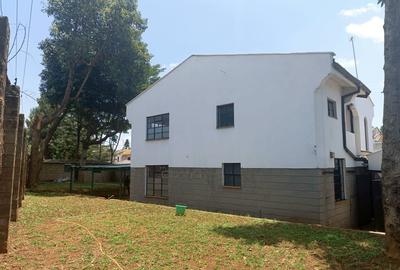 5 Bed House with Staff Quarters in Lavington