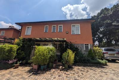 2 Bed House with En Suite in Nyari - 2