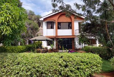 6 Bed Townhouse with En Suite at Kilimani Algeyo Road - 4