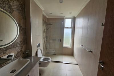 3 Bed Apartment with En Suite in Muthaiga - 4