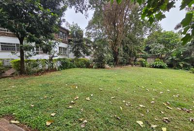 4 Bed House with En Suite in Gigiri