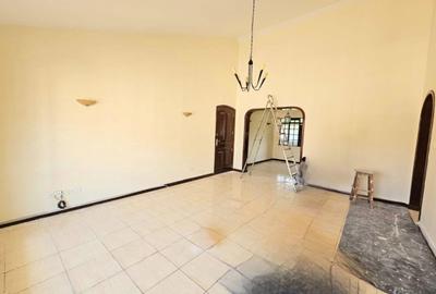 Serviced 2 Bed Apartment with En Suite in Westlands Area