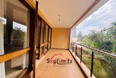 3 Bed Apartment with En Suite at Riverside Drive