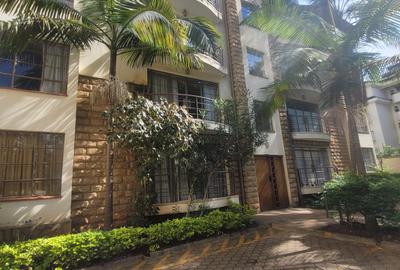 Serviced 1 Bed Apartment with En Suite at Kilimani - 3