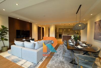 3 Bed Apartment with En Suite in Riverside - 2