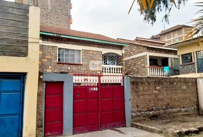 4 Bed House with En Suite in Embakasi