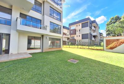 4 Bed Villa with En Suite at Rossylin Estate.