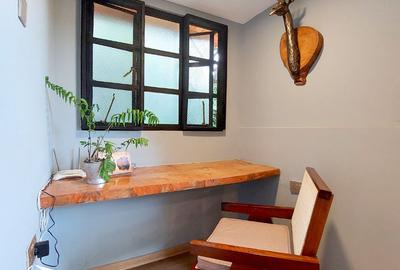 2 Bed House with En Suite at Unep