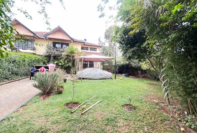 4 Bed Townhouse with En Suite in Lavington - 3