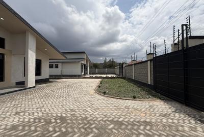 3 Bed House with En Suite in Kitengela - 2