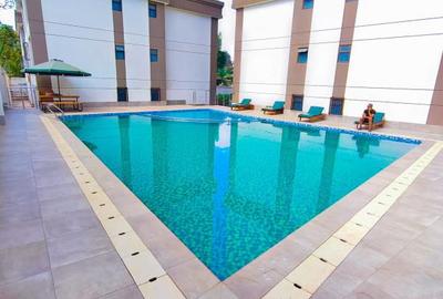 Furnished 3 Bed Apartment with En Suite in Riverside