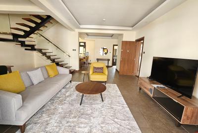 Serviced 2 Bed Apartment with En Suite in Spring Valley
