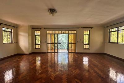 6 Bed House with En Suite in Kitisuru