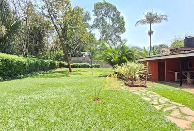 4 Bed House with En Suite in Muthaiga