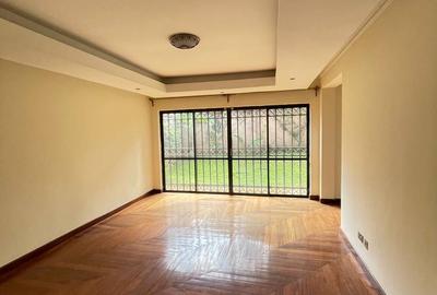 5 Bed Townhouse with En Suite in Lavington - 4