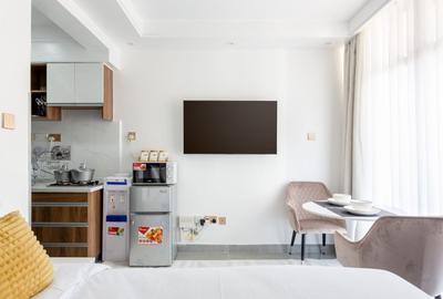 Serviced Studio Apartment with En Suite in Lavington