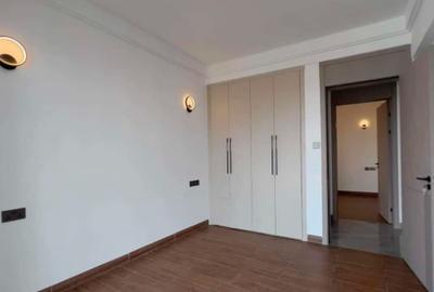 3 Bed Apartment with En Suite in Kilimani - 4