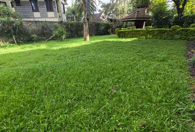 4 Bed House with En Suite in Runda - 2