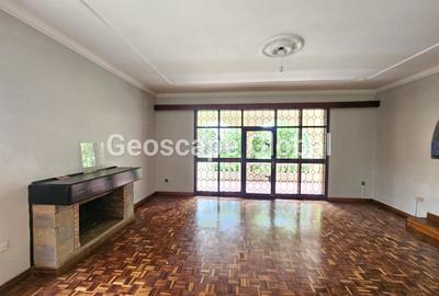 5 Bed House with En Suite in Nyari - 4