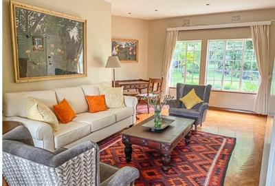 Serviced 2 Bed Apartment with En Suite at Muthaiga