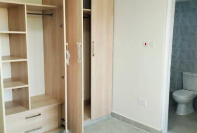2 Bed Apartment with En Suite in Ruaka