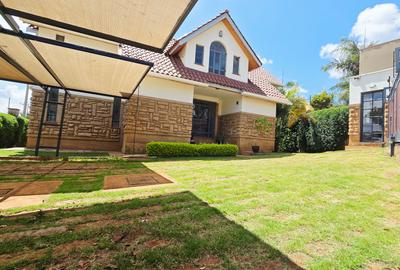 4 Bed House with En Suite in Runda - 3