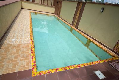 Serviced 1 Bed Apartment with En Suite in Westlands Area