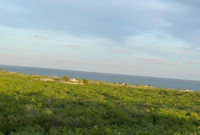 0.125 ac Land at Mayungu
