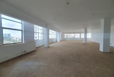 1,200 ft² Office with Service Charge Included at The Crescent