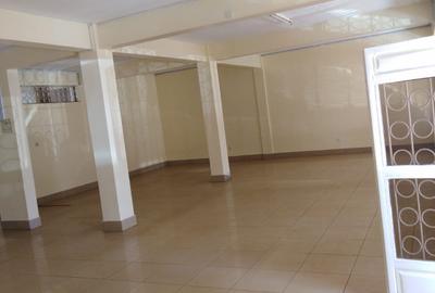 1,090 ft² Commercial Property with Service Charge Included at Kanisa Road