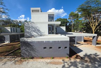 5 Bed House with Swimming Pool in Karen