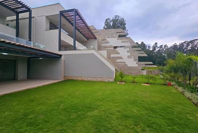 5 Bed Villa with En Suite in Lower Kabete