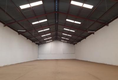 9,458 ft² Warehouse with Service Charge Included in Mombasa Road