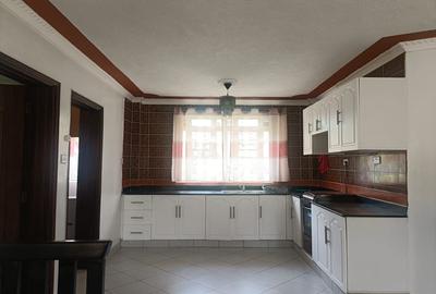 Furnished 2 Bed Apartment with En Suite in Runda